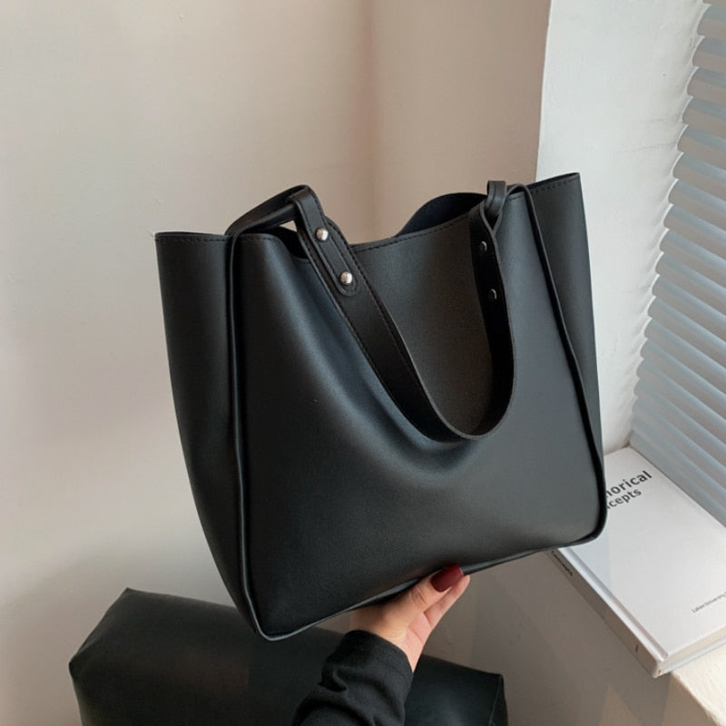 2023 New Women Handbags Famous Brand Shoulder Bags Shopping and Travel Bags Large Capacity Female's Bags Made of Leather 新款女士大容量皮革手提包