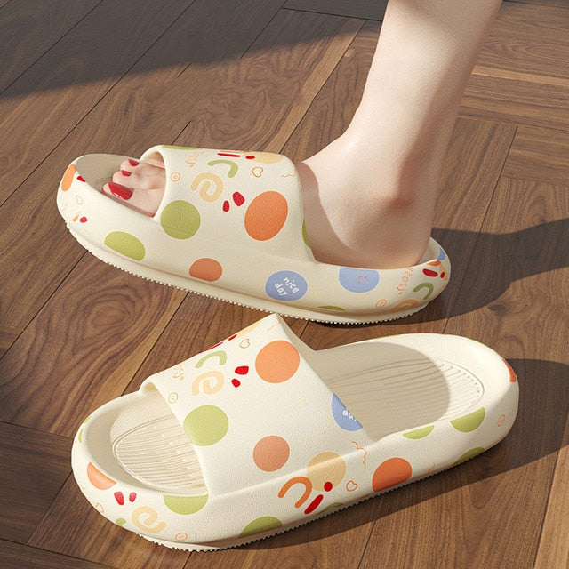 Graffiti Women Slippers Summer Slide Cartoon Shoes EVA Outdoor Women Slides Soft Thick Soled Non-slip Pool Indoor Home Slippers 塗鴉夏季女裝軟厚底防滑拖鞋