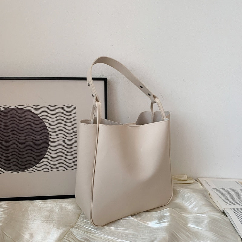 2023 New Women Handbags Famous Brand Shoulder Bags Shopping and Travel Bags Large Capacity Female's Bags Made of Leather 新款女士大容量皮革手提包