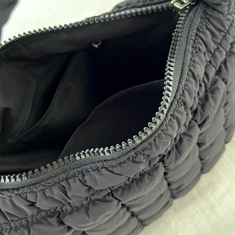 2023 New Summer Zipper Women's Bag Woman Quilted Plicated Handbags Luxury Nylon Light Hobos Purses Ins Ladies Small Cloud Bag 新款夏季拉鍊女裝小雲袋