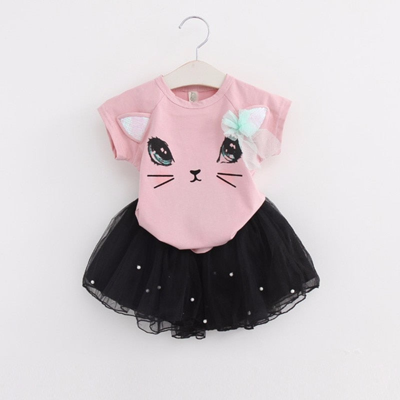 Summer Baby Girls Princess Dress 2pcs Set (Cute Cartoon Cat Print T-shirt Top+Mesh Tutu Skirt Toddler Kids Outfits Clothes) 夏季女嬰公主裙 2 件套裝（可愛卡通印花 T 恤 + 網眼芭蕾舞短裙兒童服裝）