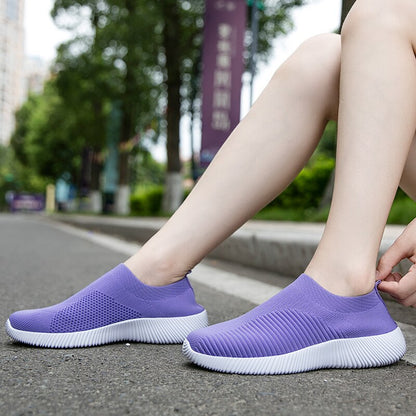 Breathable Mesh Sneakers Women Summer Slip on Soft Bottom Knit Flats Woman Non-slip Casual Sports Shoes Plus Size 43 loafers