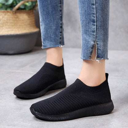 Breathable Mesh Sneakers Women Summer Slip on Soft Bottom Knit Flats Woman Non-slip Casual Sports Shoes Plus Size 43 loafers